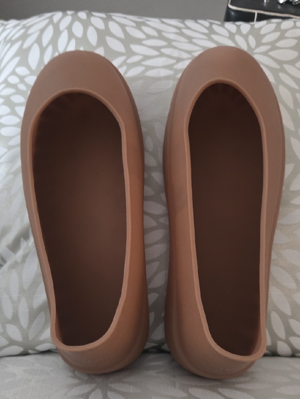 UGG Boot Guard in Tan, Unisex Size W(9-11)/M(8-10)